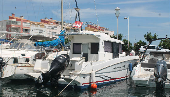 Barracuda bateau moteur occasion